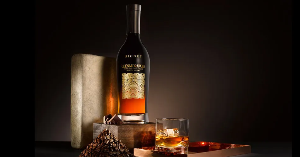 For one week a year everything else stops. Signets rare chocolate malt is distilled separately and monitored day and night — unlocking deep notes of espresso dark chocolate and spice. Nothing 1